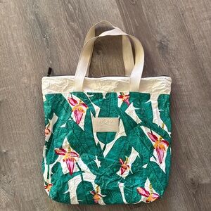 ALOHAS Tropical Green and Cream Tote